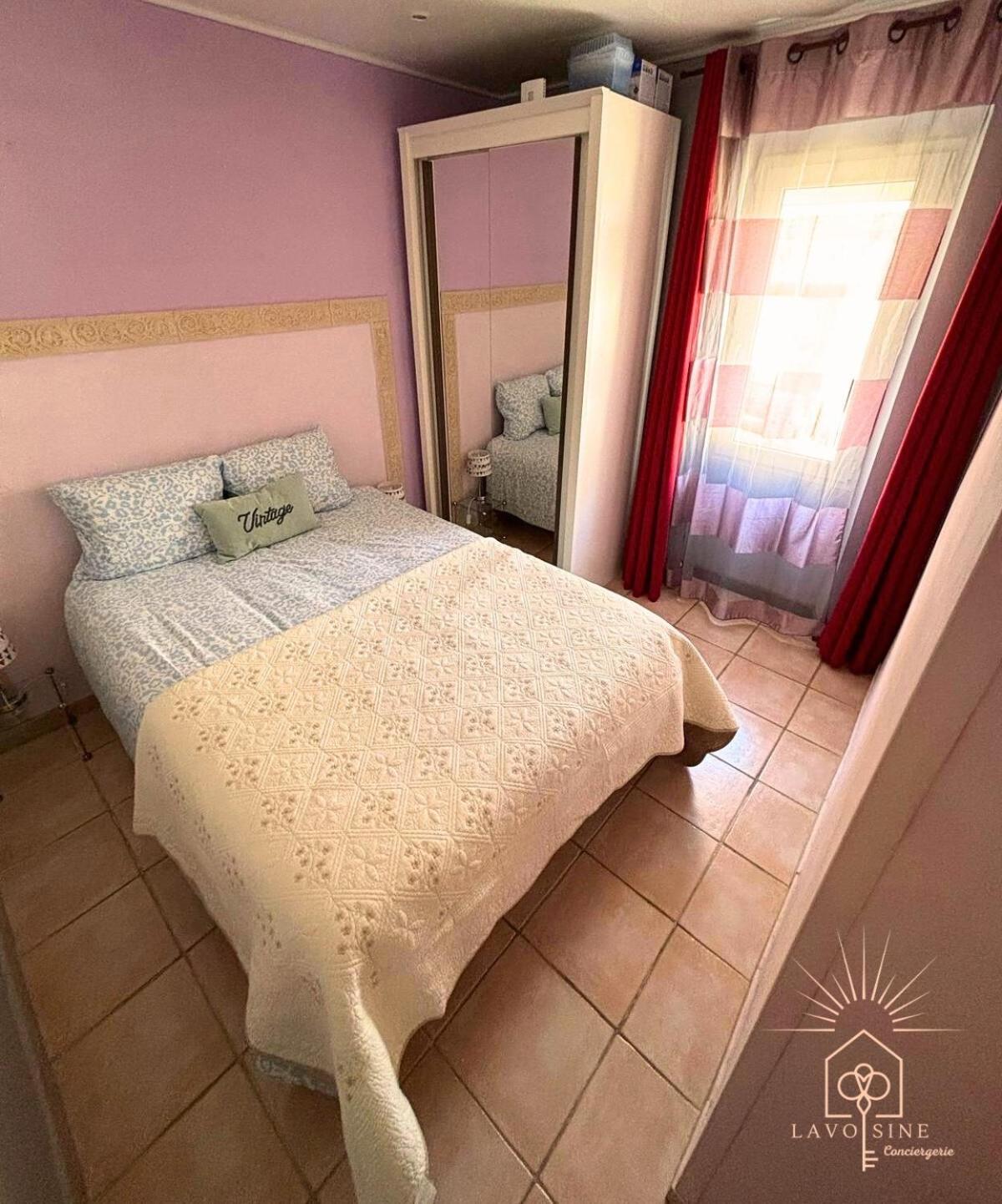 Ferienwohnung Les Pieds Dans L'Eau Saint-Cyr-sur-Mer Exterior foto
